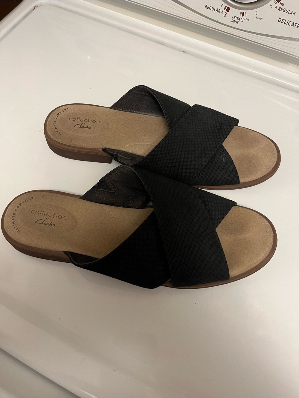 Clarks Black Crossband Slide Sandals